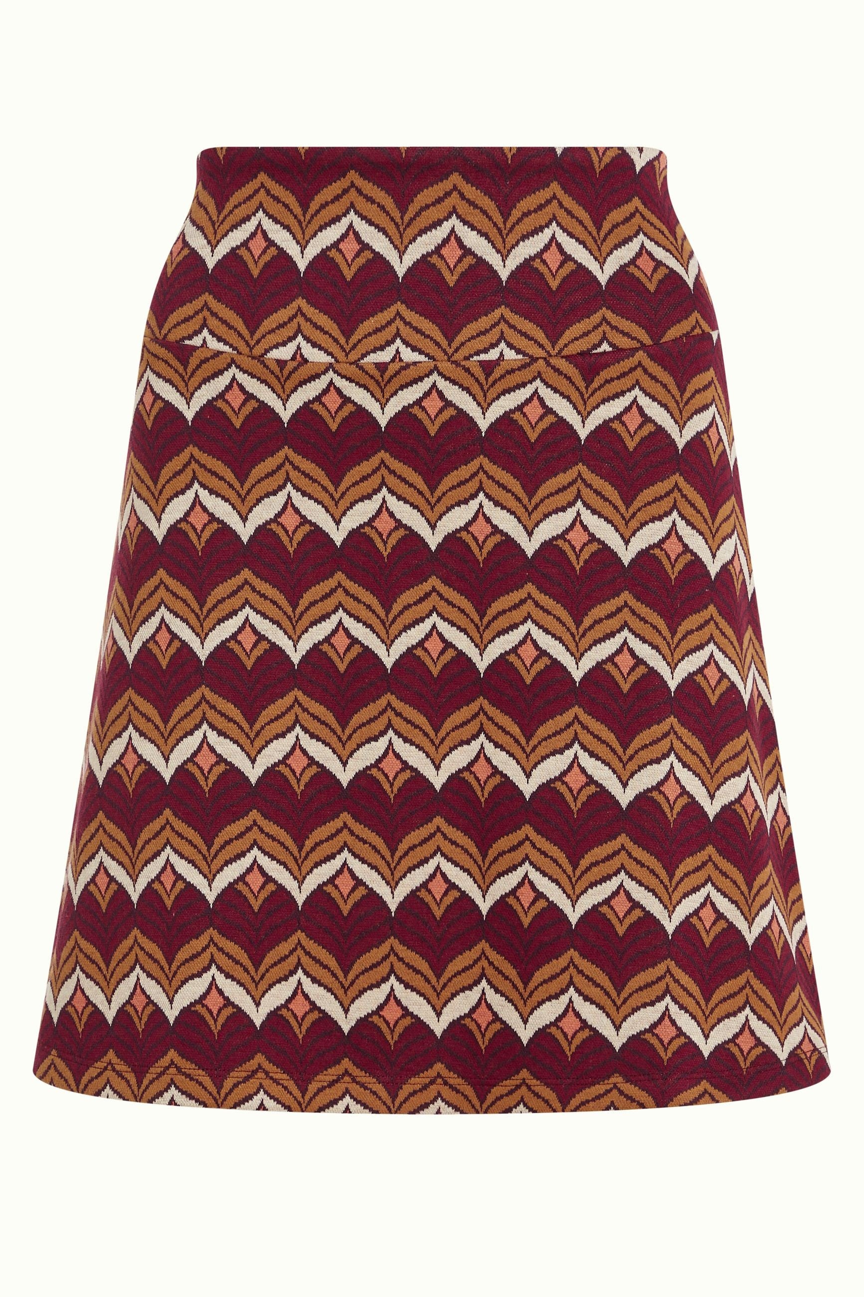 Border Skirt Lounge - Cabernet Red