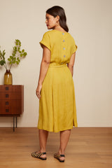 Betty Loose Fit Dress Bisque - Tuscan Yellow