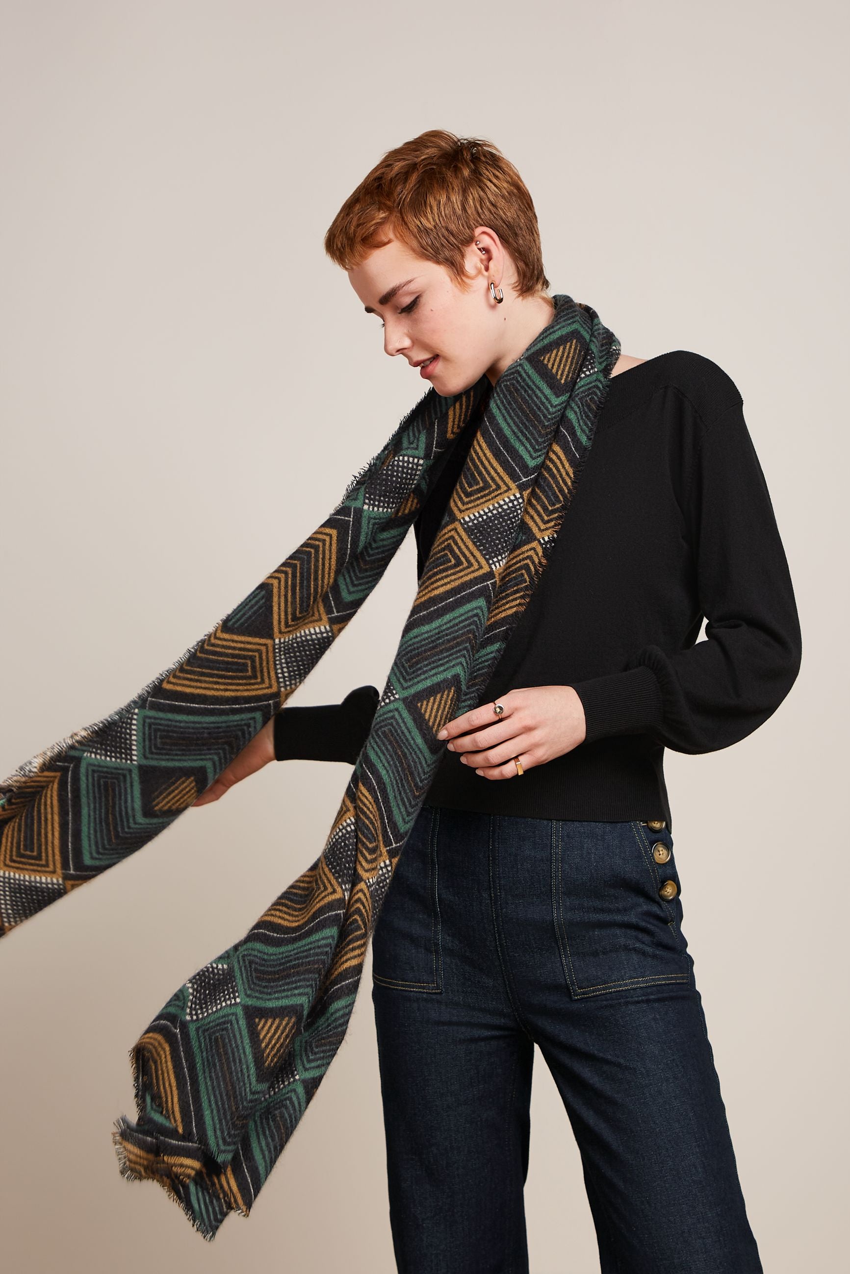 Scarf Morrison - Urban Green