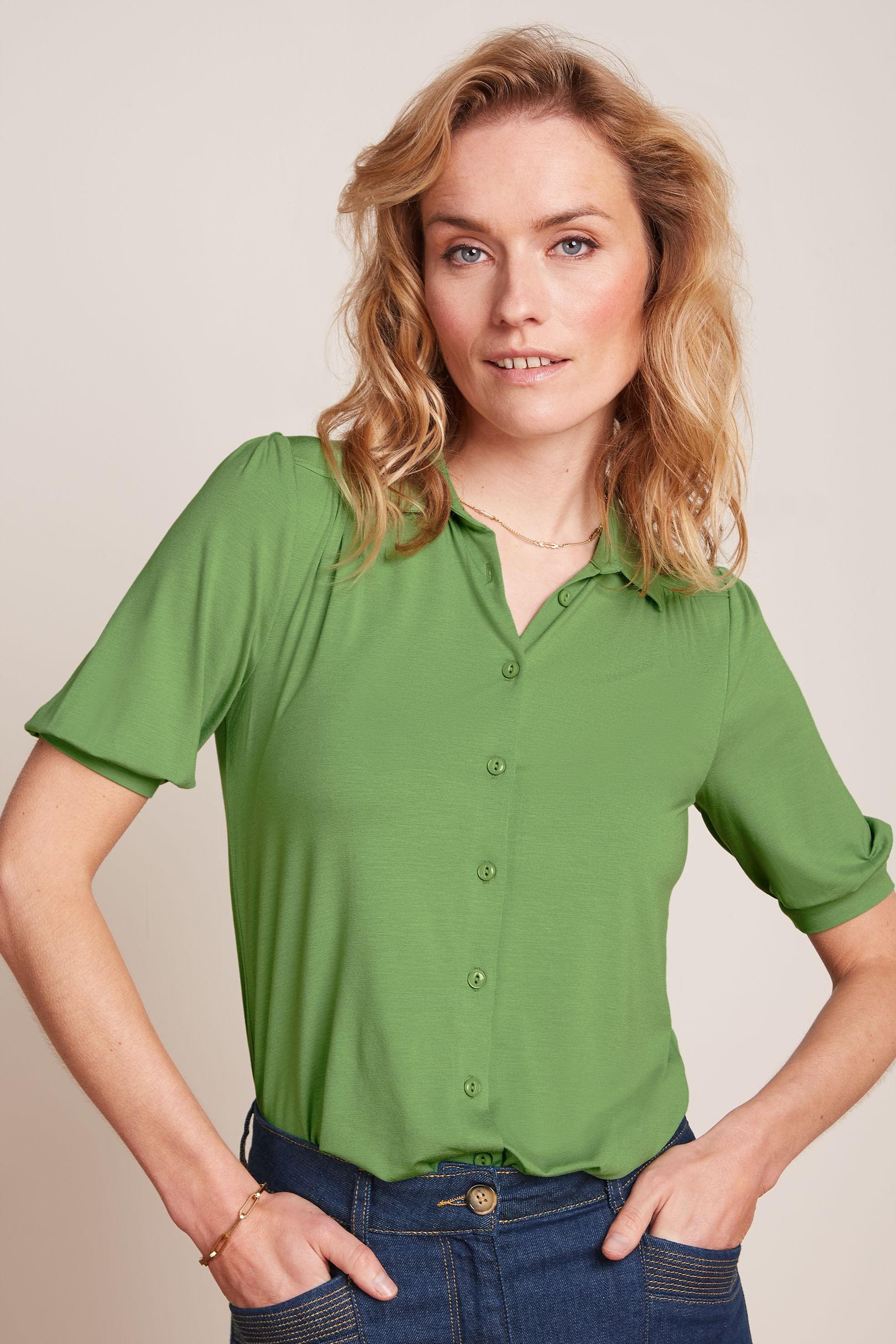 Carina Blouse Viscose Light - Shade Green