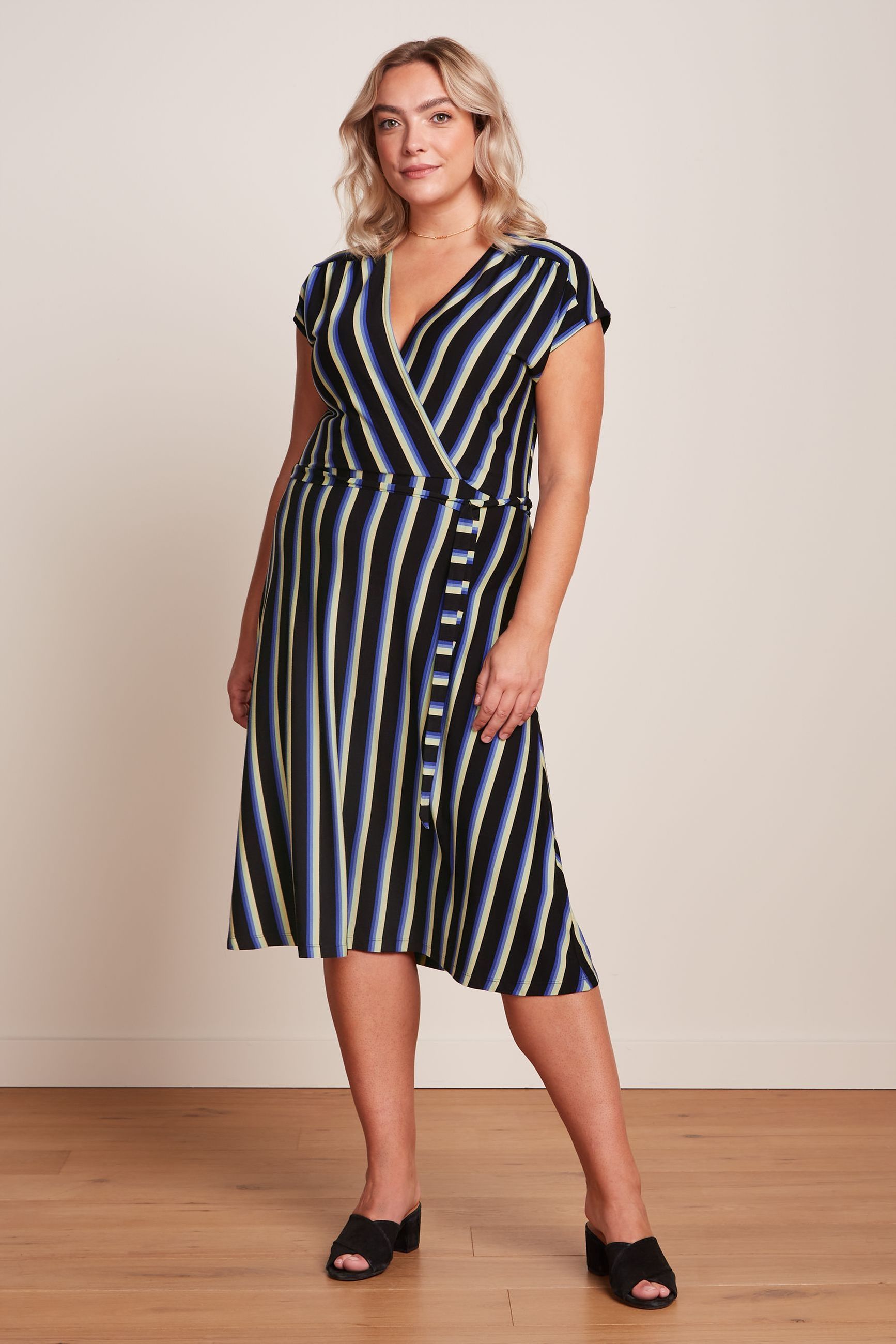 Abigail Dress Embla Stripe - Black