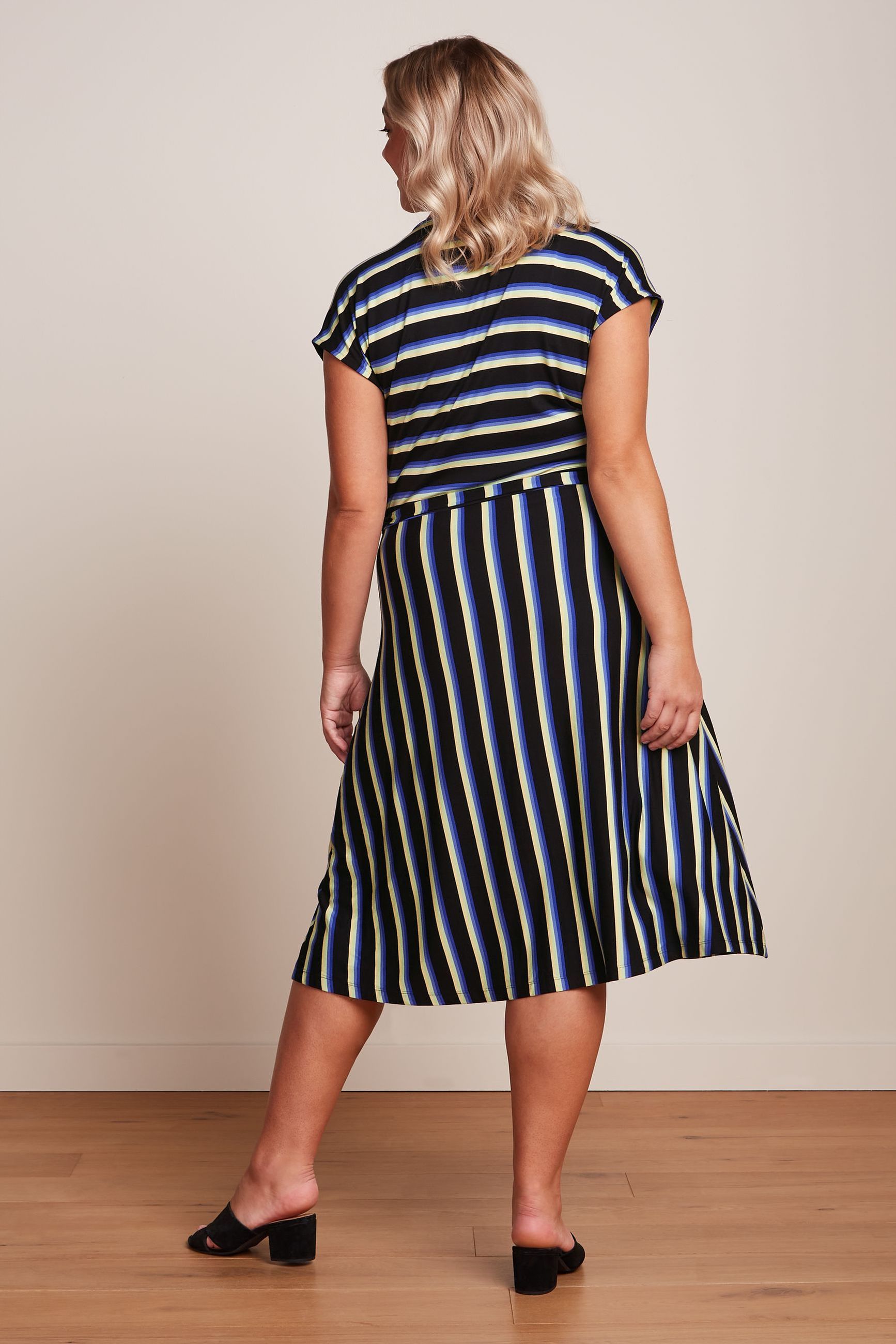 Abigail Dress Embla Stripe - Black