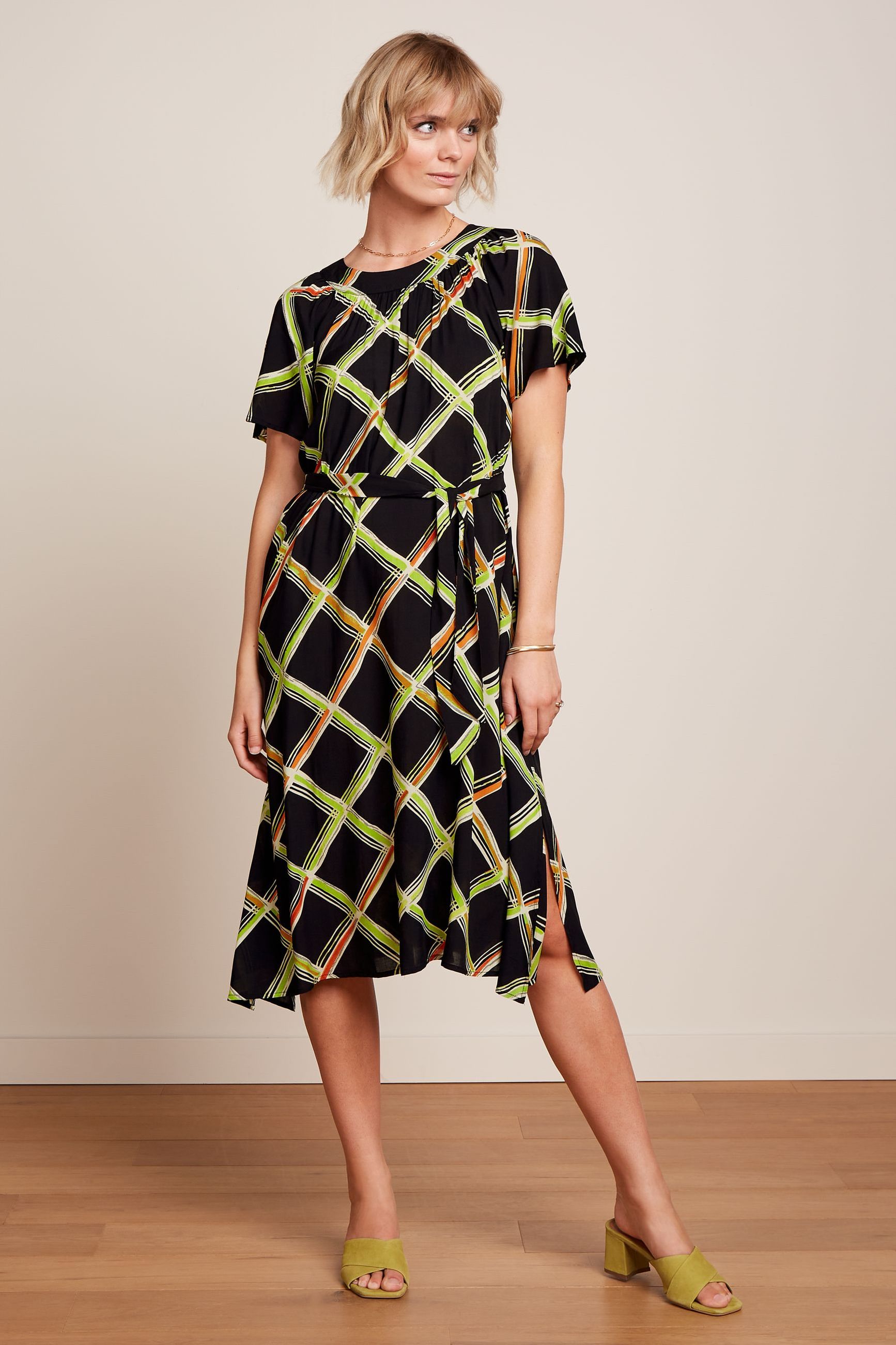 Talia Drawstring Robe Talia Robe Lou - Noir – King Louie