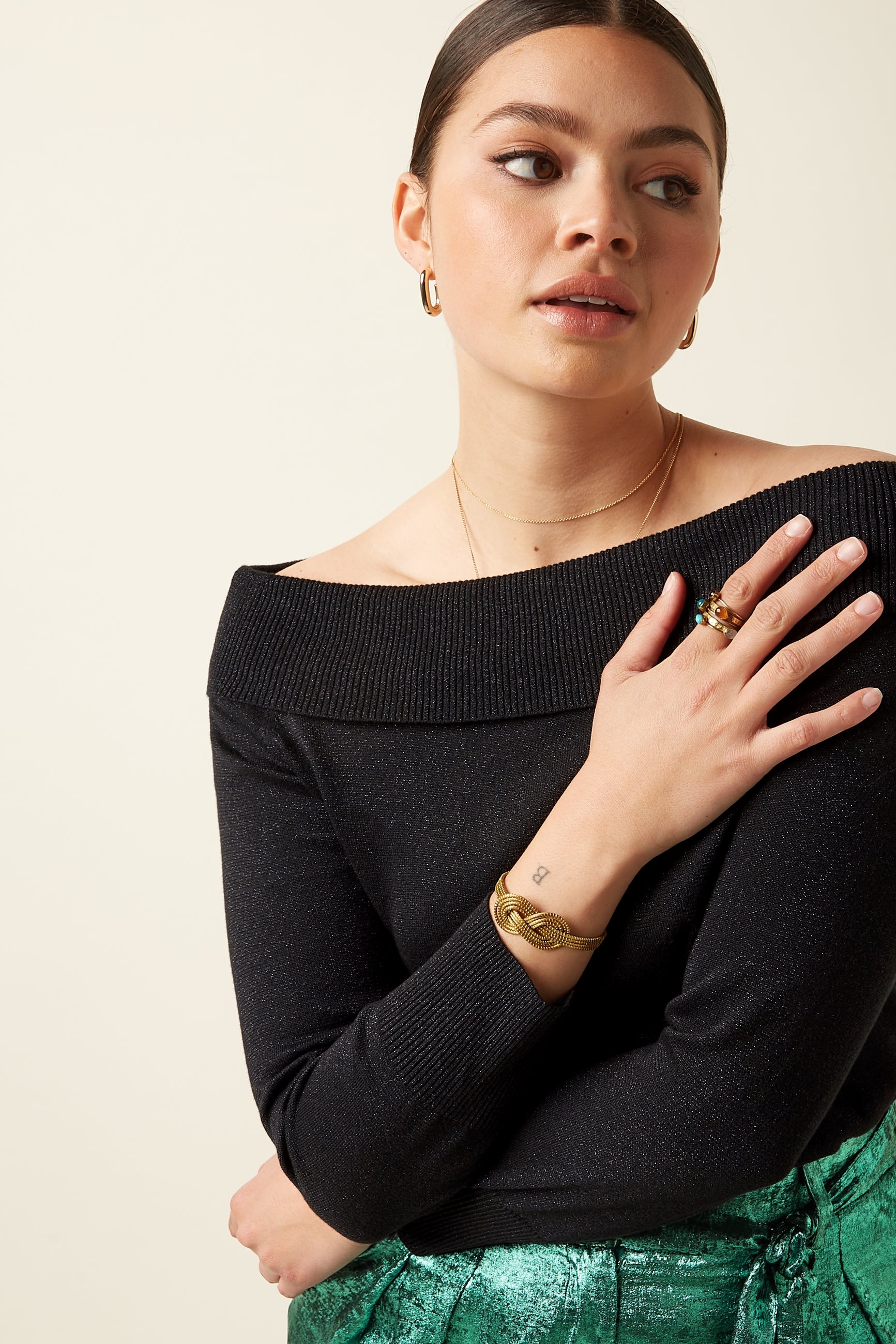 Mirta Top Lapis - Black