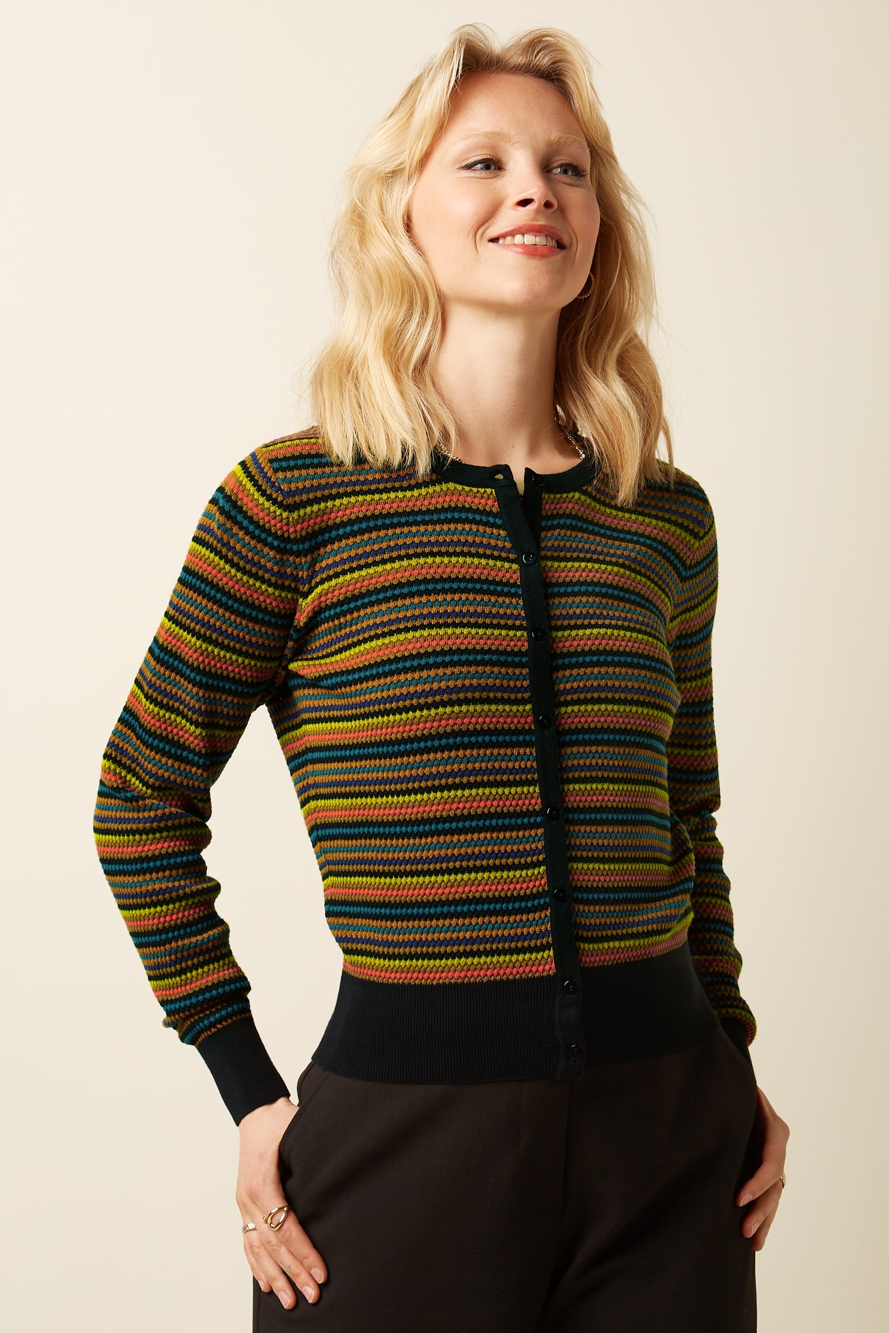 Cardi Roundneck Marielle - Black