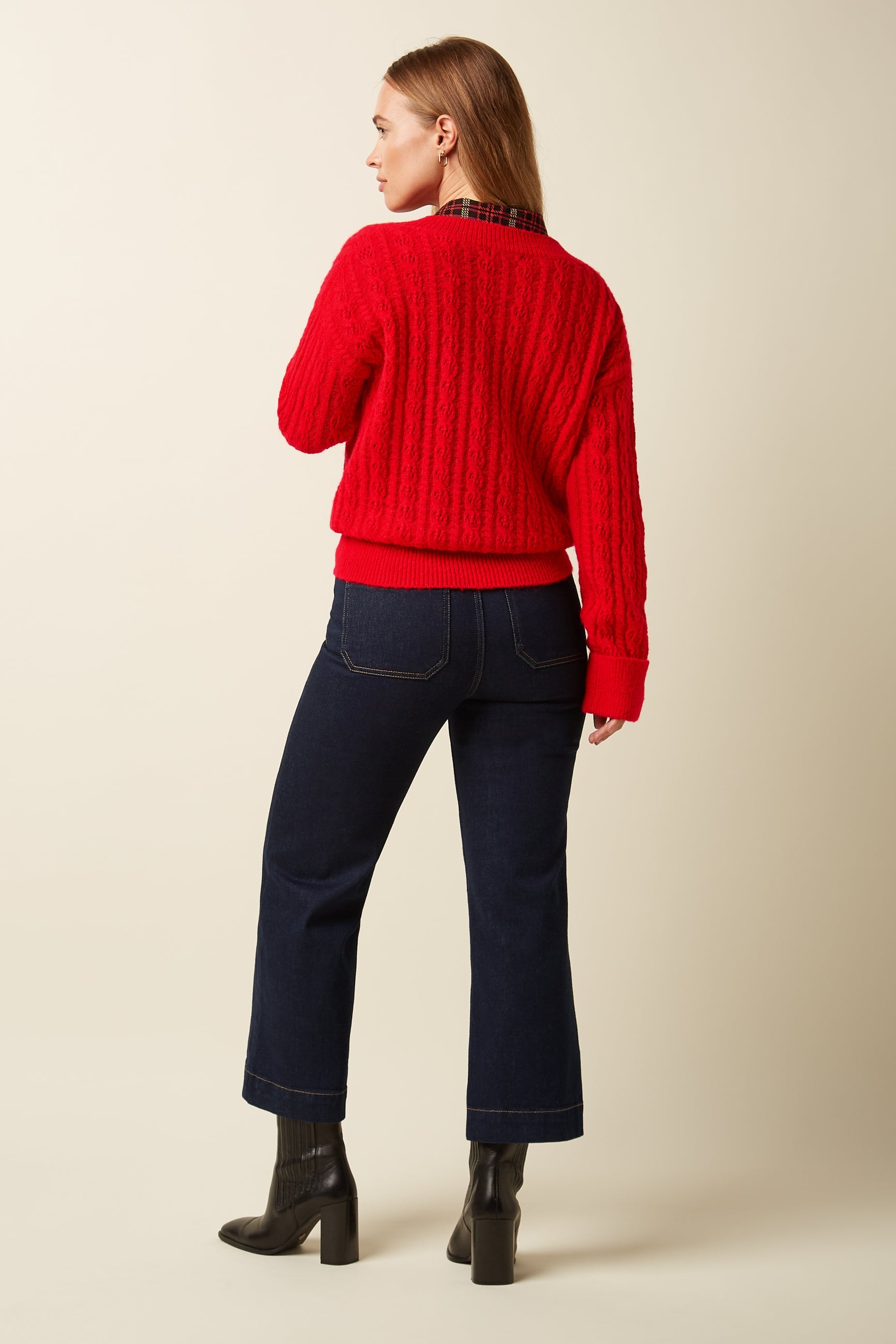 Mauve V Top Leon - Fiery Red