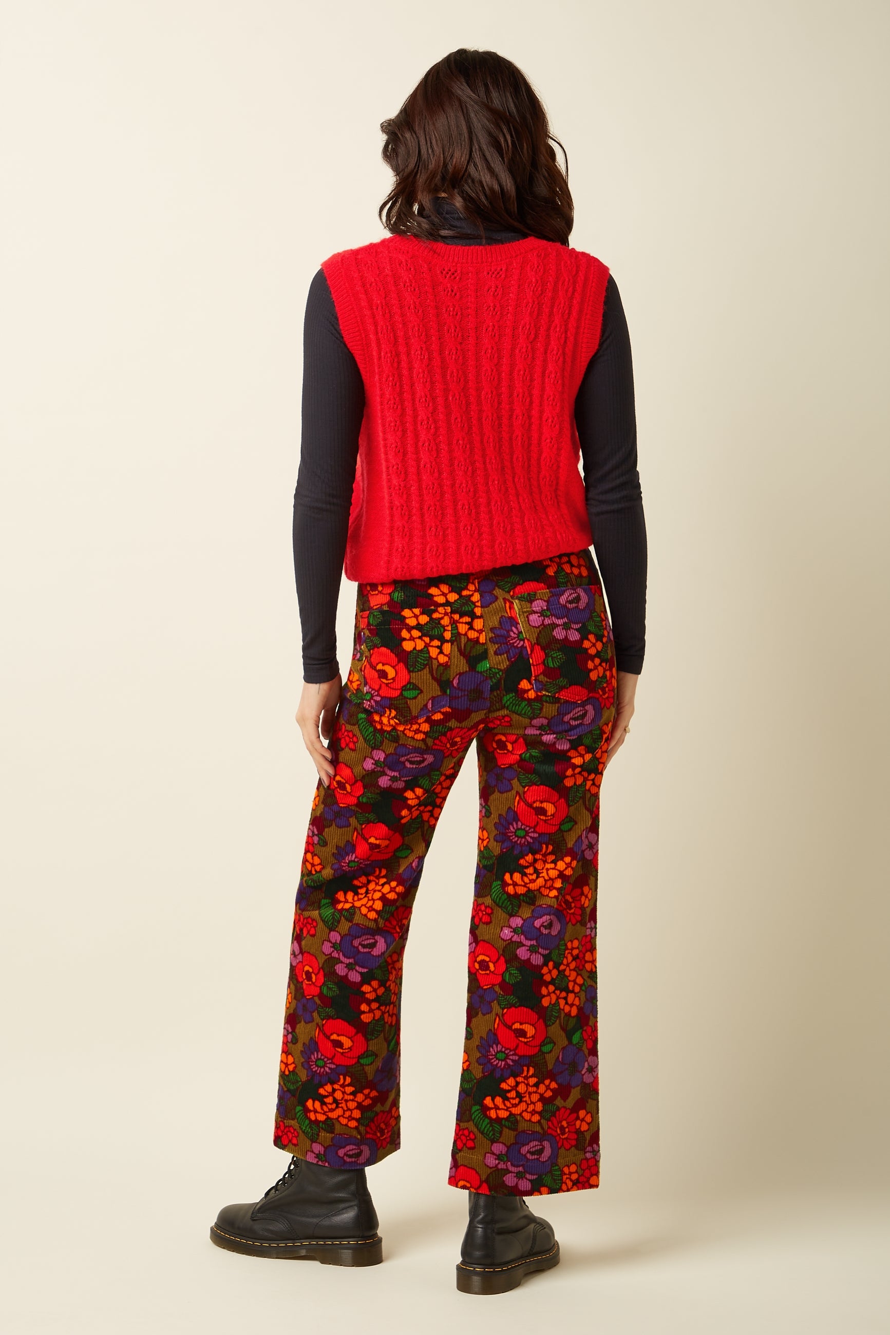 Boxy Spencer Leon - Fiery Red