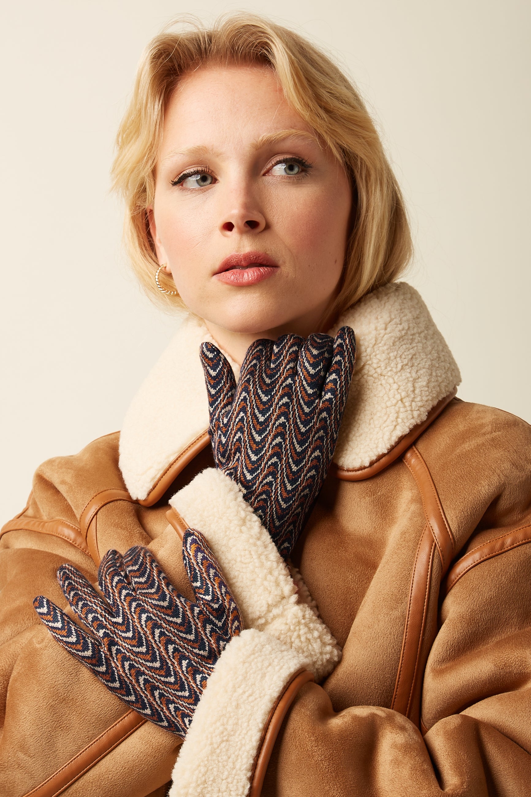 Fizz Glove - Rhodonite Blue