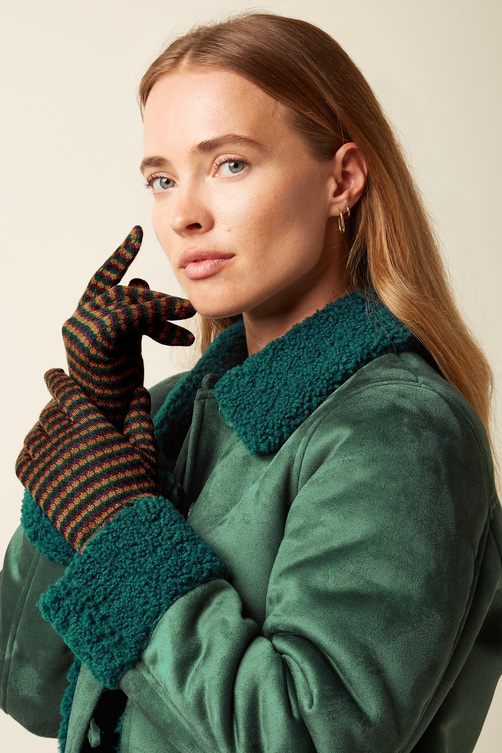 Glove Lush - Bordeaux Red