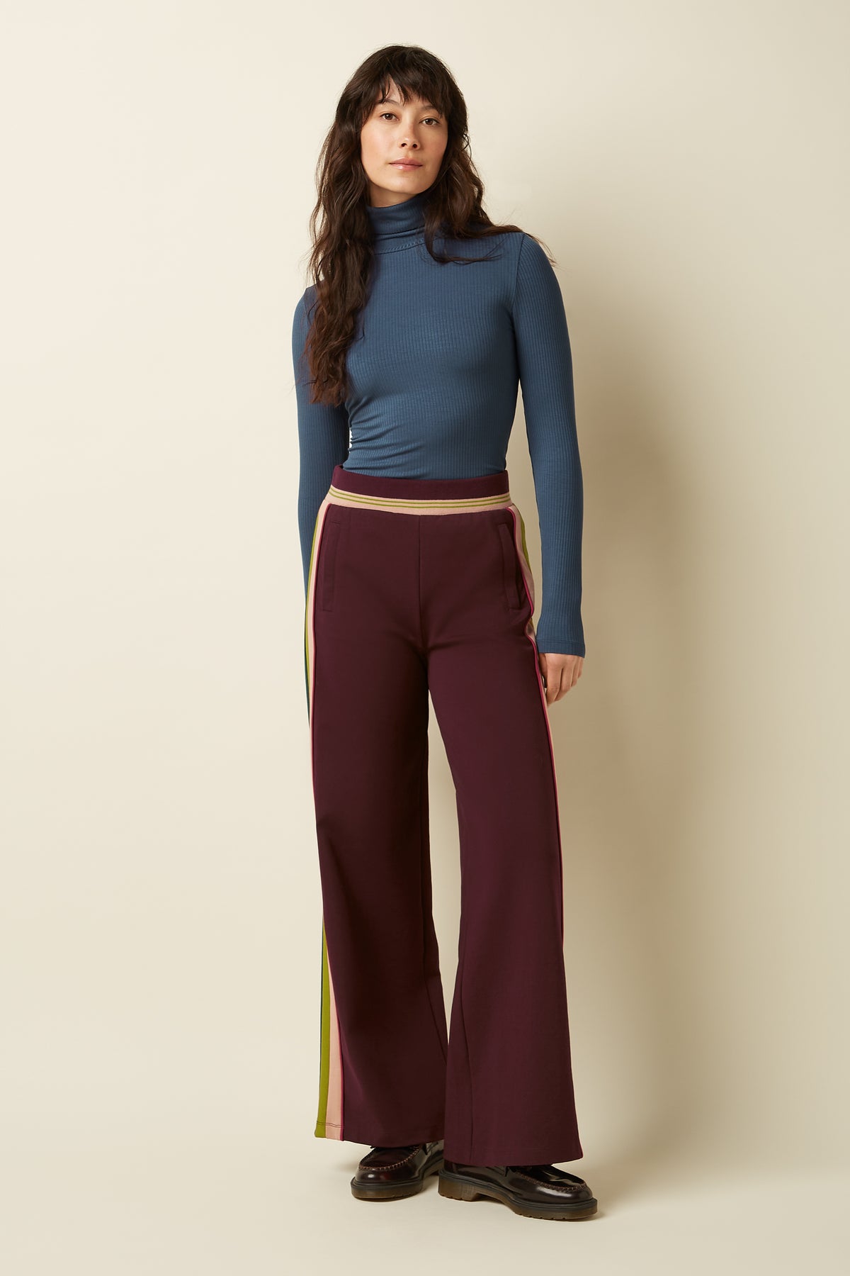 Vêtements colorés pour femmes de tous styles, avec un souci de ...