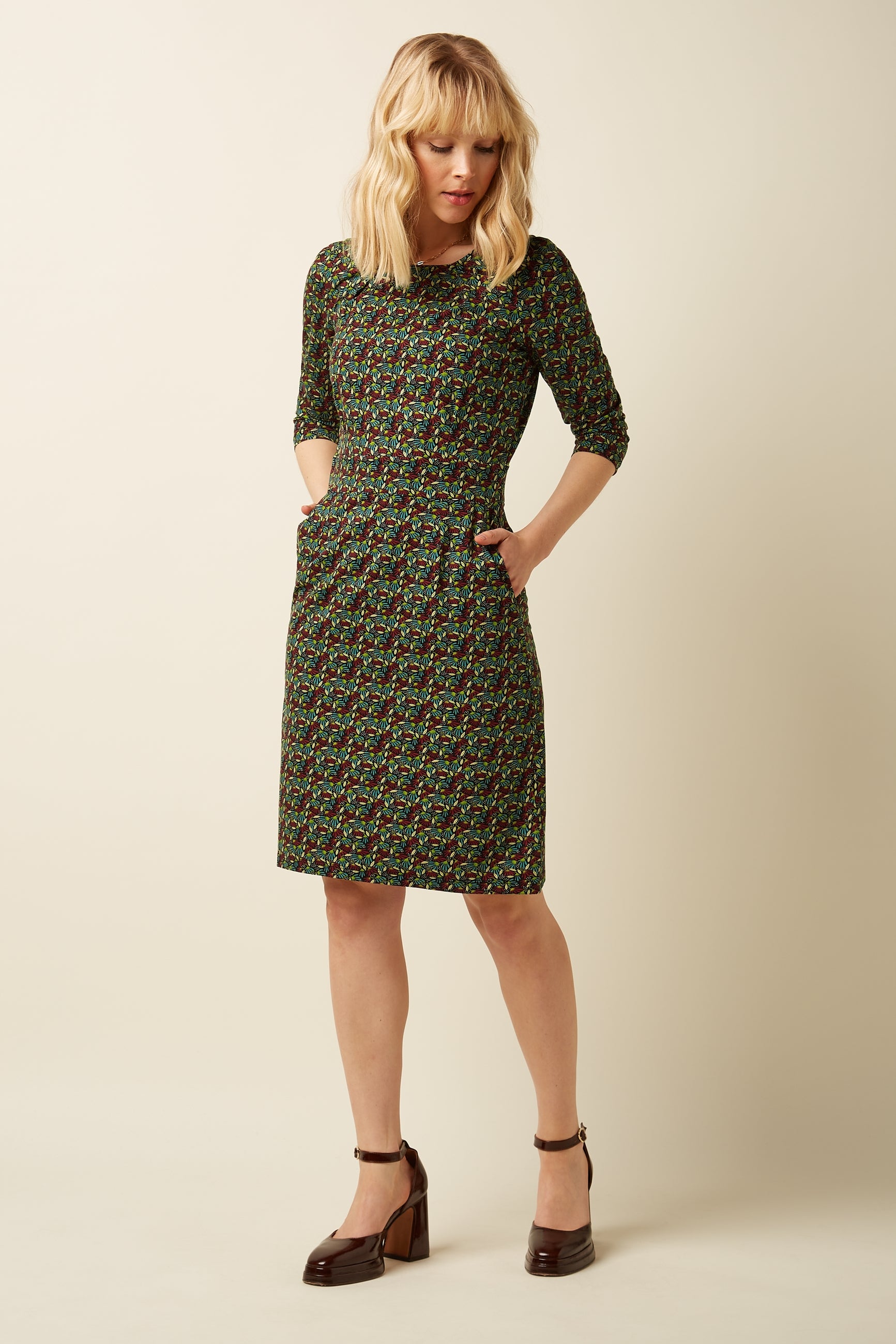 Mona Dress Mirth - Rhubarb Red