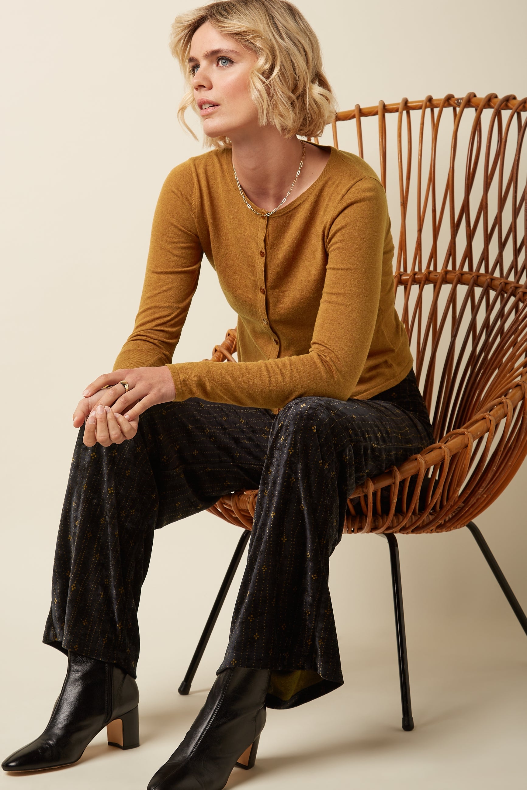 Sara Pants Nieve - Caviar