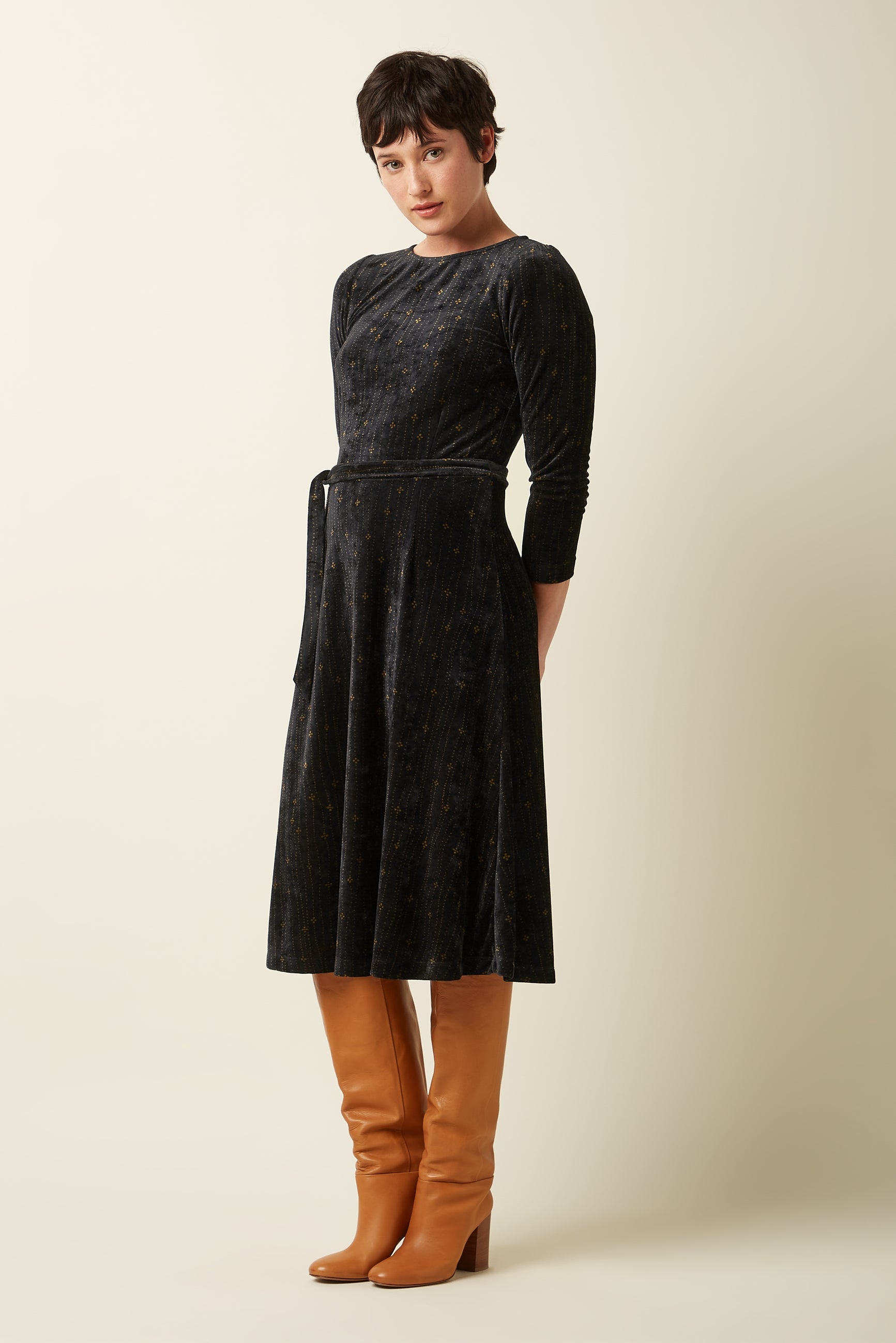 Joyce Dress Nieve - Caviar