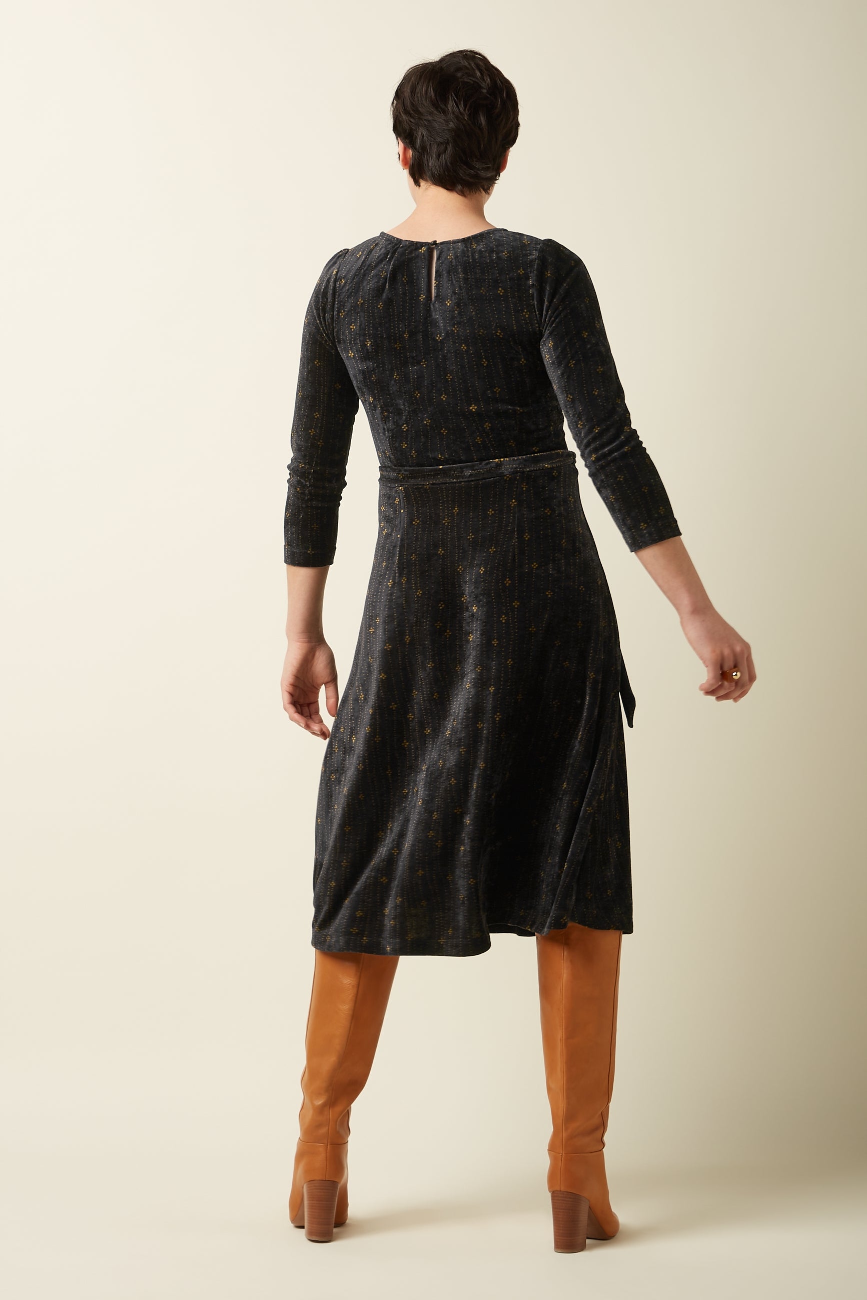 Joyce Dress Nieve - Caviar