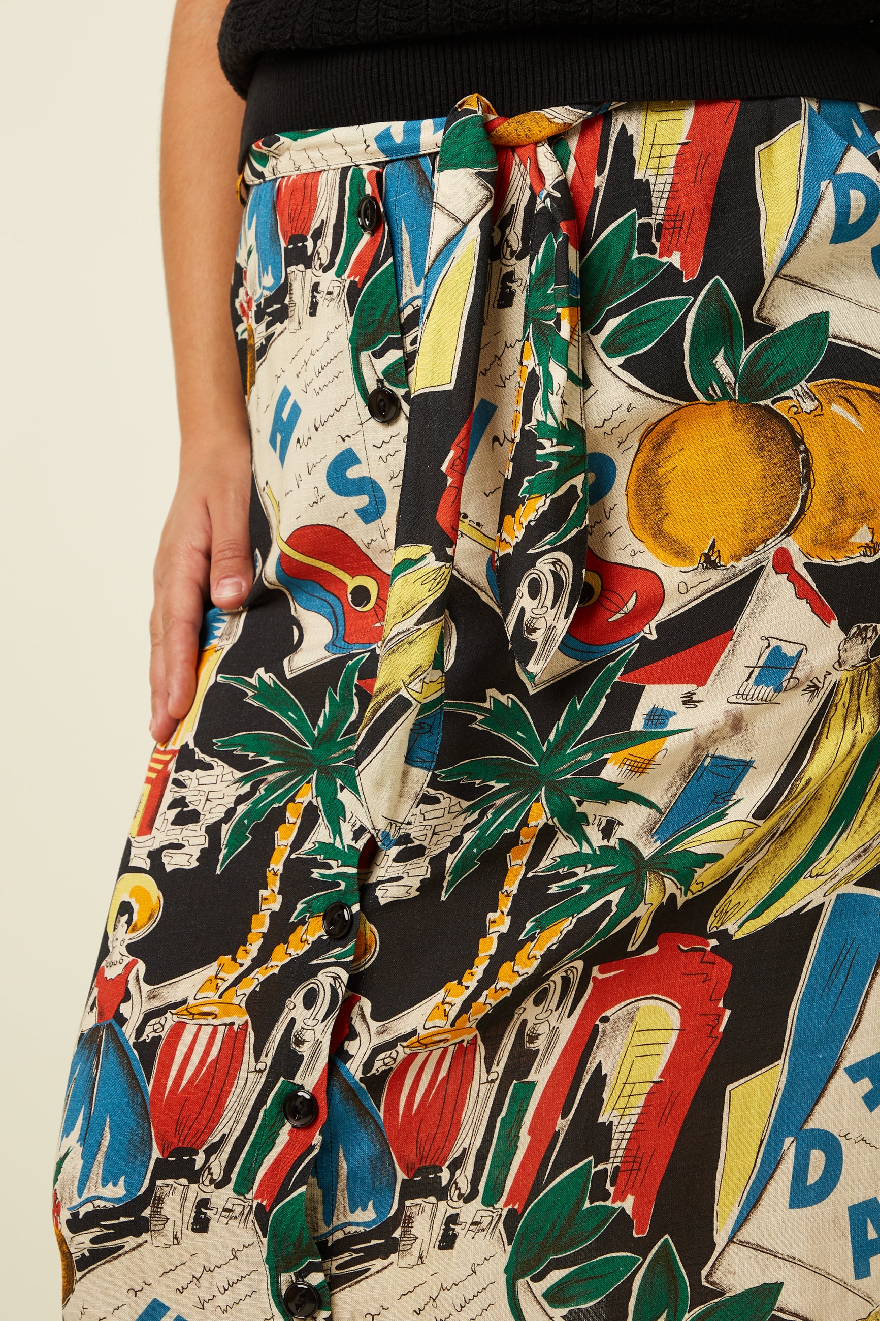 Lola Button Skirt Tropez - Black