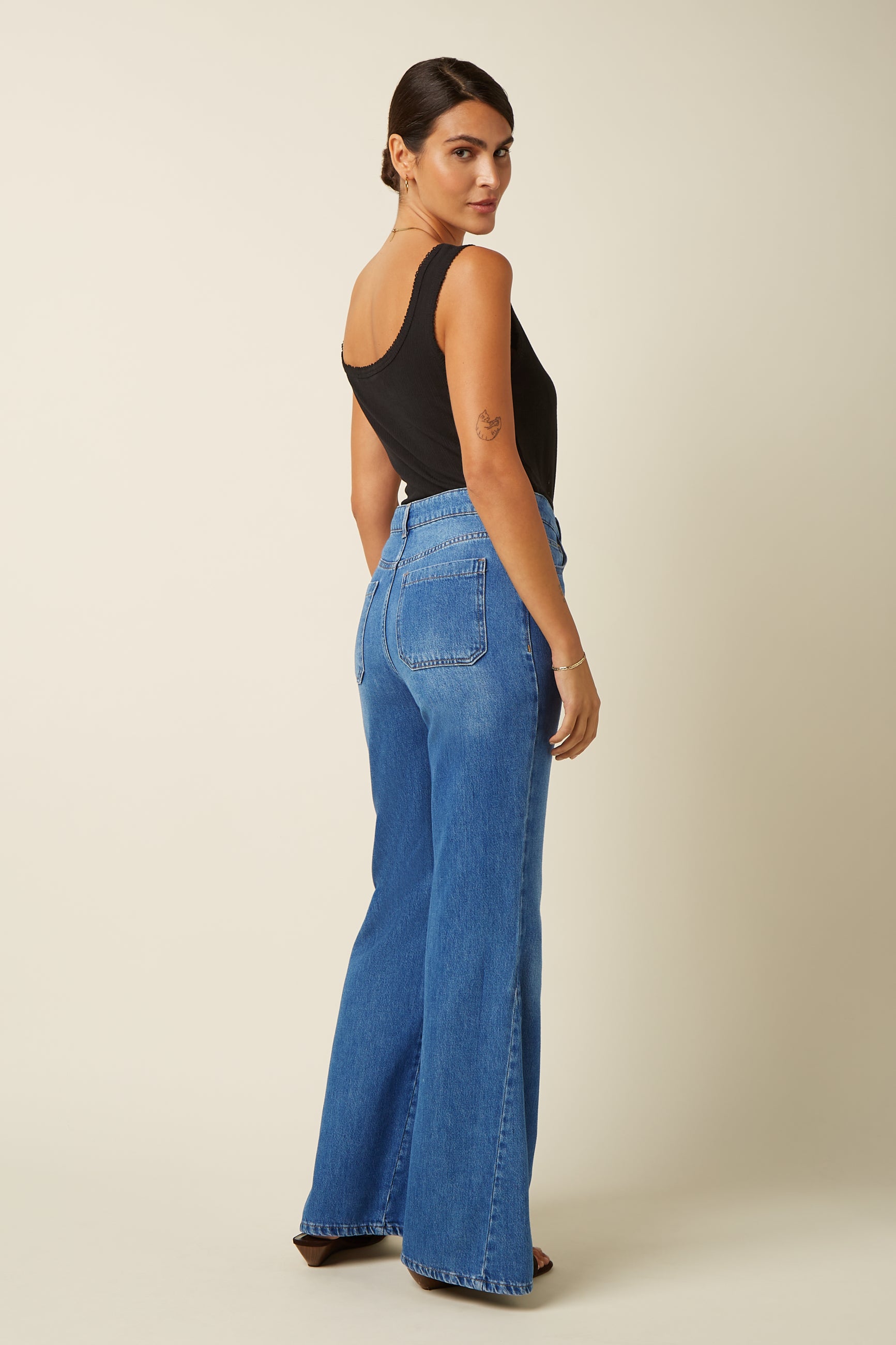 Brigitta Camisole Halo - Black