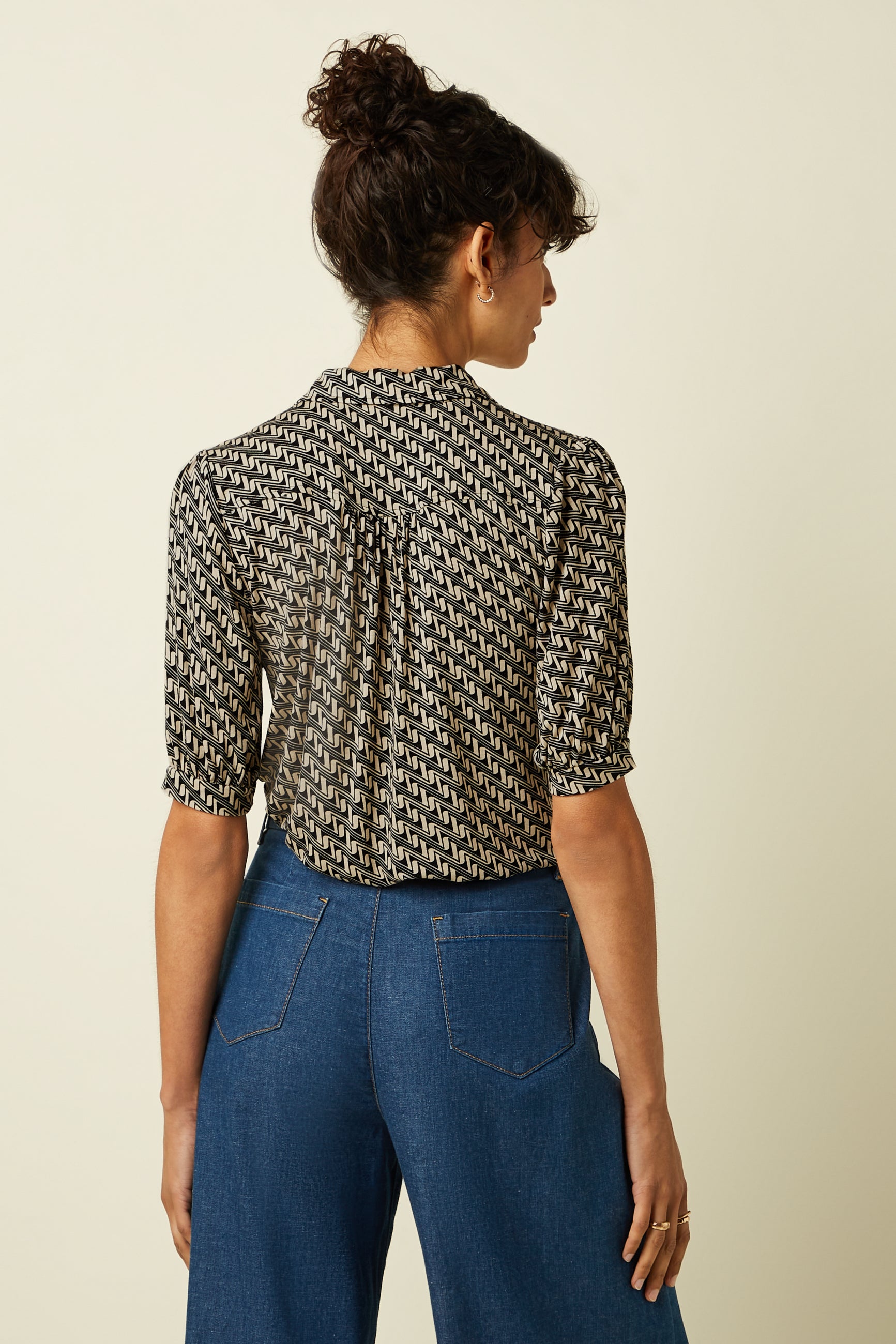 Carina Blouse Laguna - Black