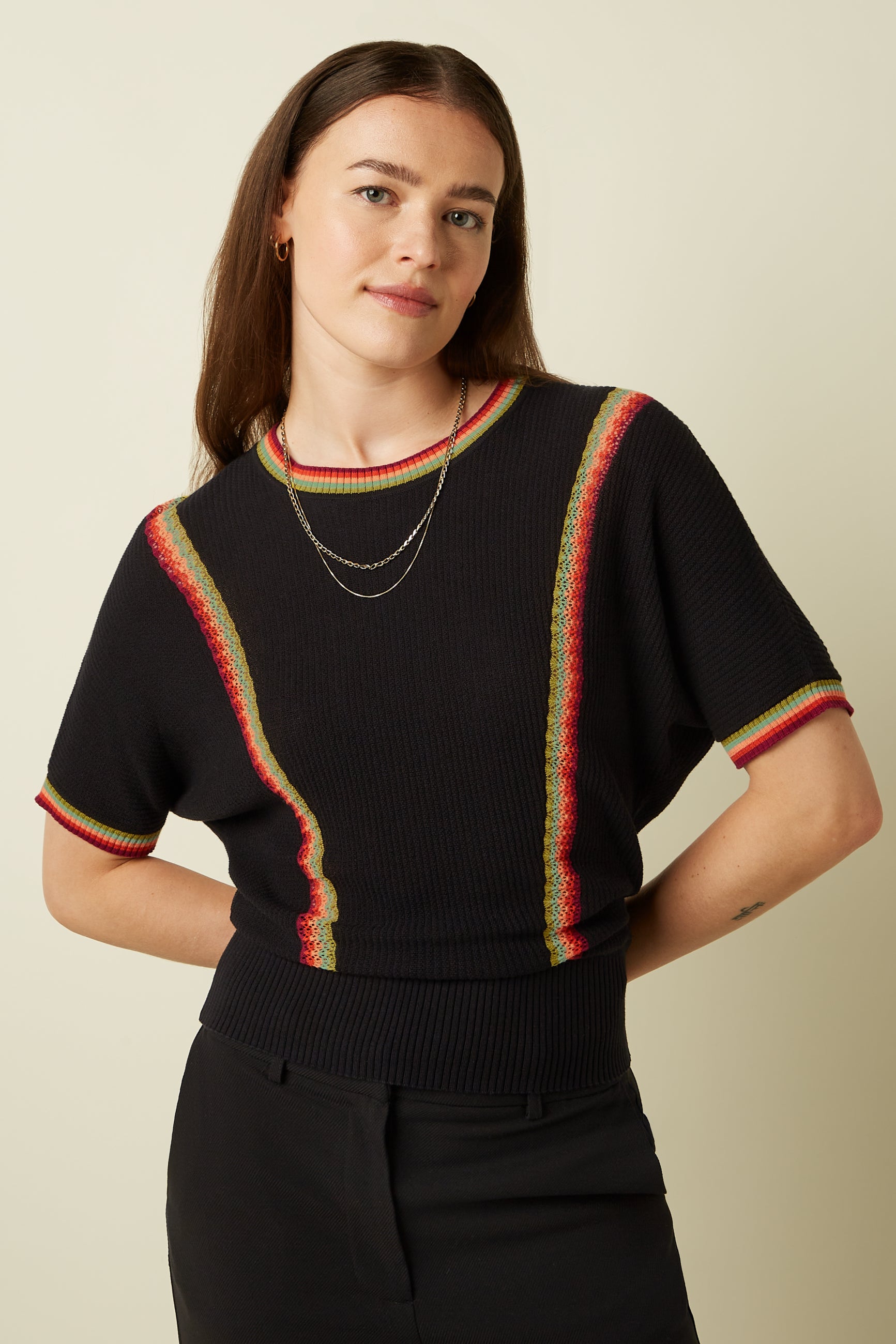 Daria Top Emel - Black
