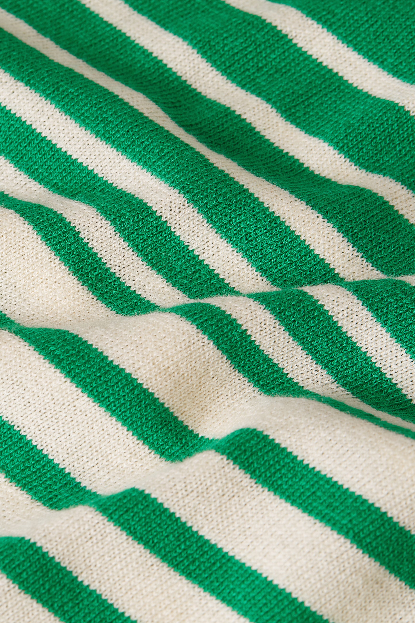 Valentina V Top Armada - Very Green